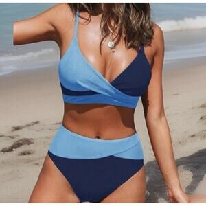 Cupshe Women’s Bikini Set L Blue Color Block V-Neck Twist Front High Waist Swim